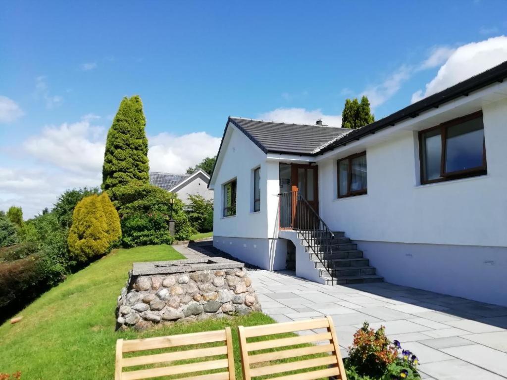 Black Sheep Bunkhouse Fort William Exterior photo